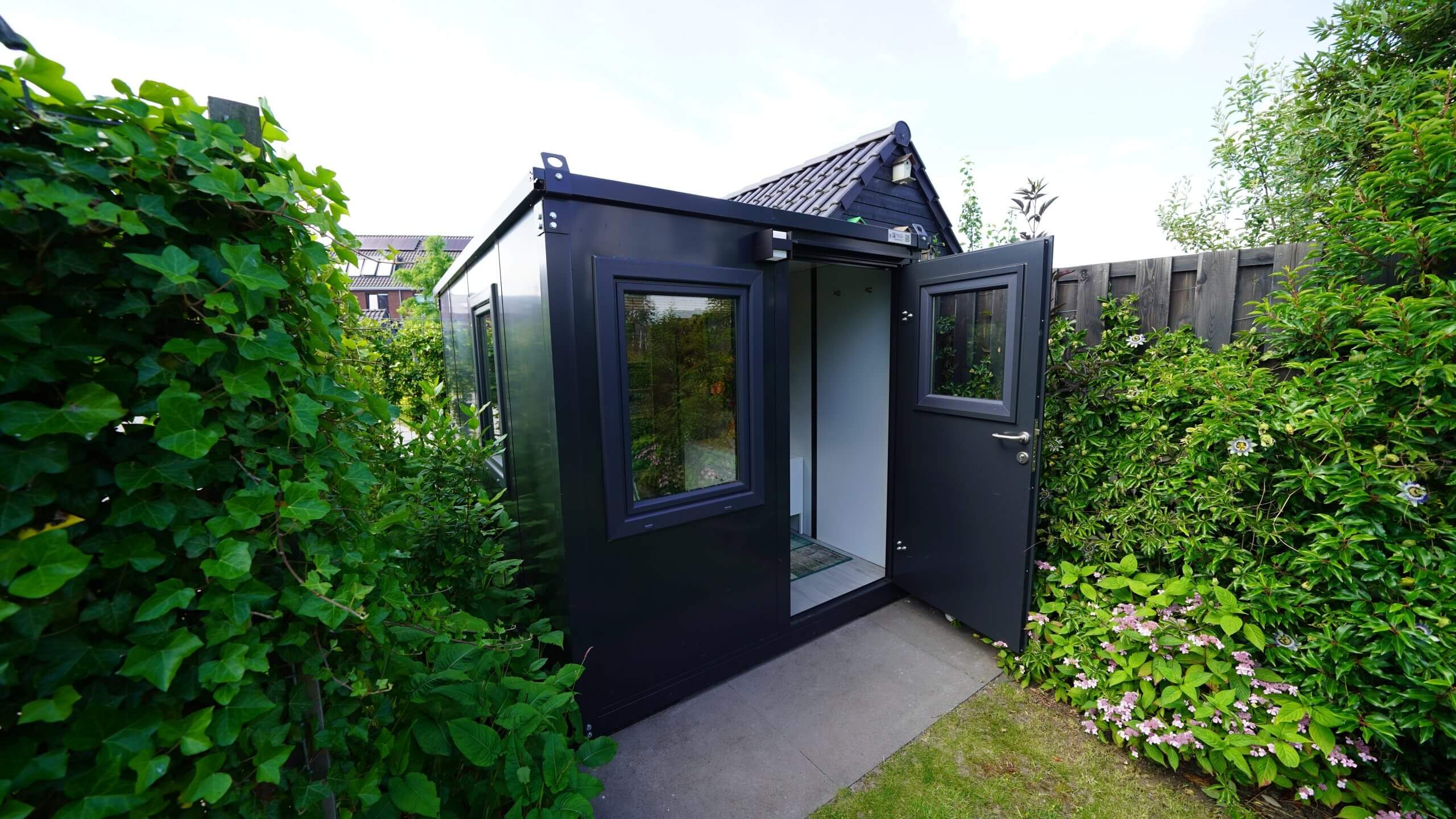 FOCO Bella geïsoleerde unit antraciet 4 x 2 meter tuinkantoor - Afbeelding 2